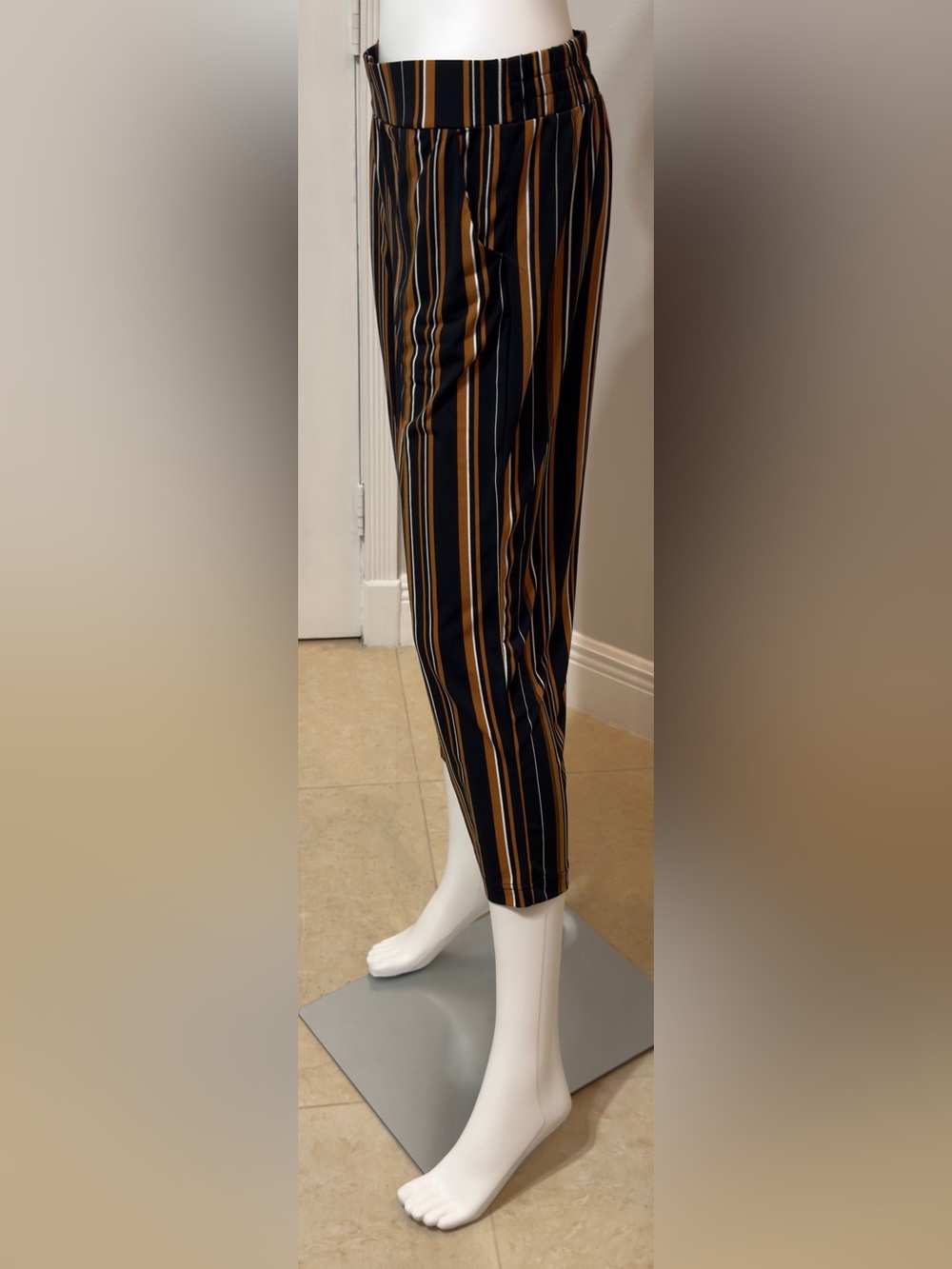 Maurice’s Dress Elasticized Striped Black and Brown Women's Jumpsuit Medium - Picture 3 of 12